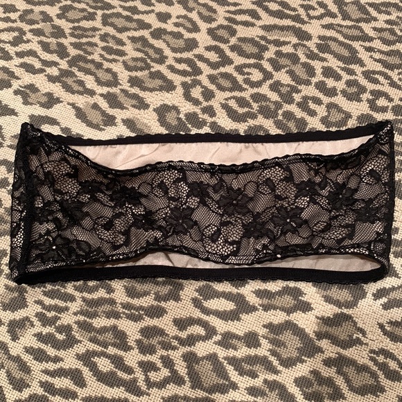 NWOT TOP SECRET WEAPON BANDEAU IN BLACK LACE WITH CHAMPAGNE COLOR LINING MEDIUM - Picture 7 of 12